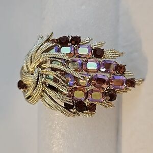 FRANCIOS by CORO AB Brown & AB Pinkish Various Shaped Stones on Goldtone Brooch